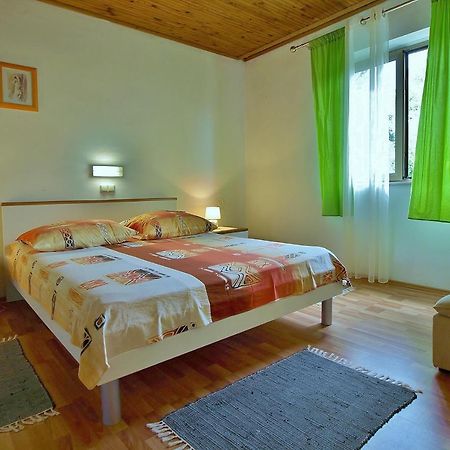 Apartments Biserka Rab Town Exterior photo
