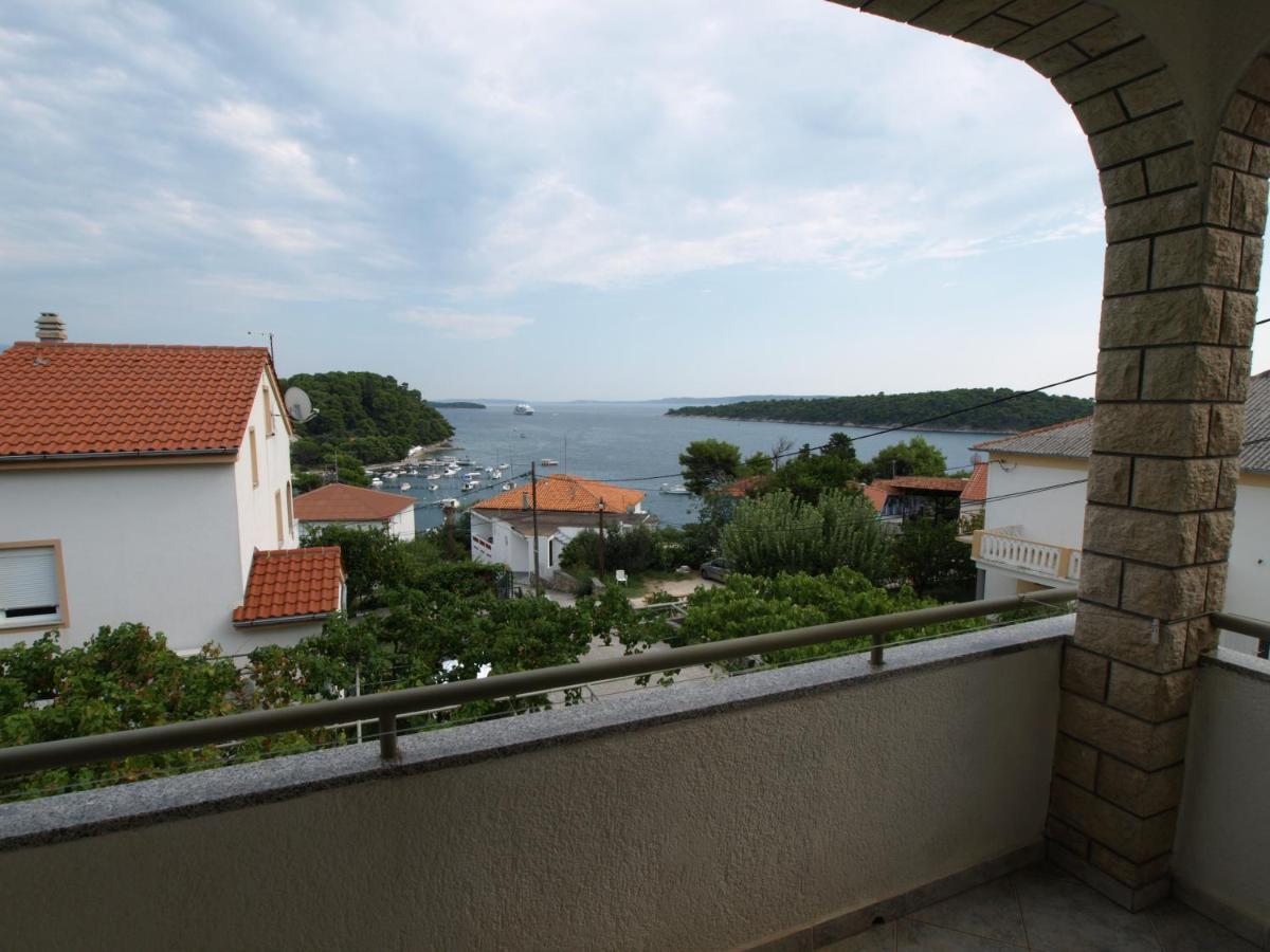 Apartments Biserka Rab Town Exterior photo