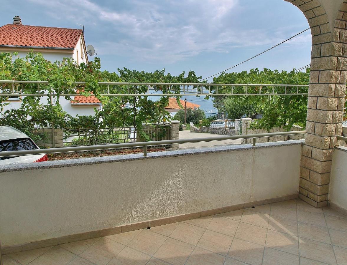 Apartments Biserka Rab Town Exterior photo